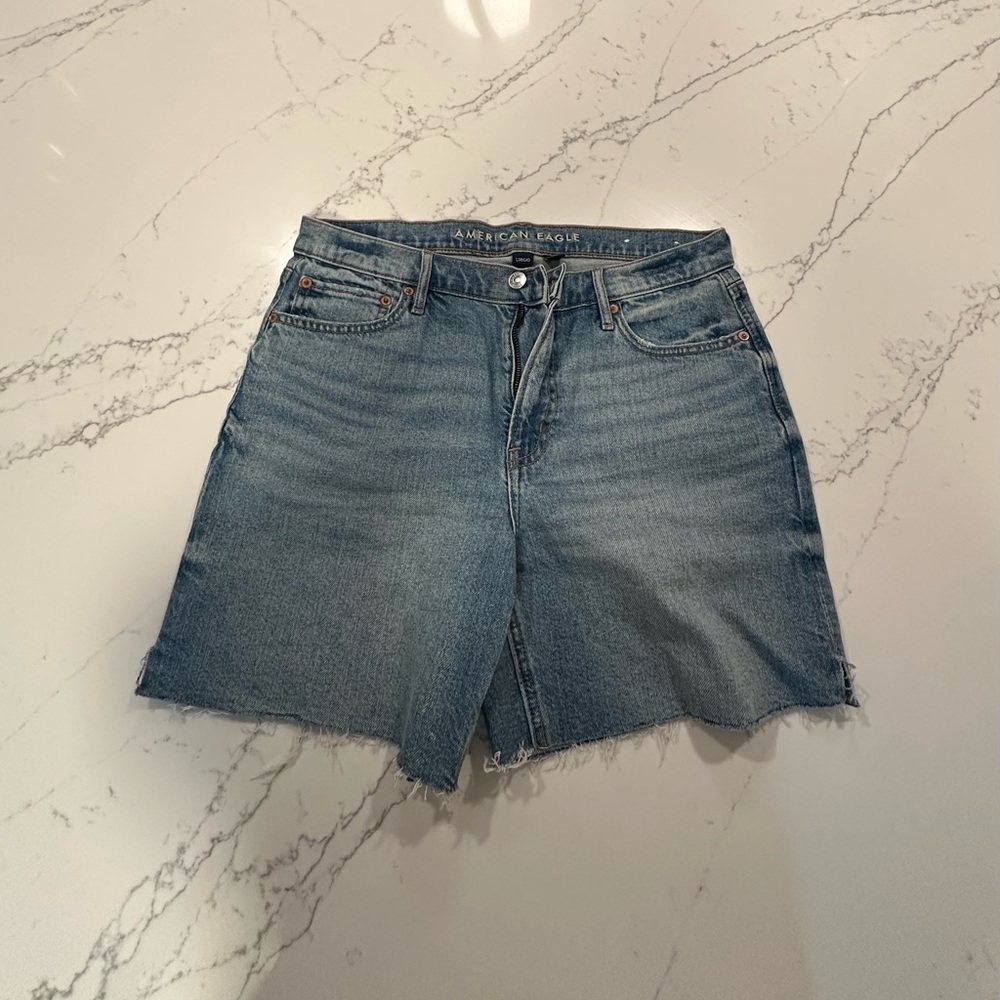 American Eagle Outfitters Women's Mom Shorts